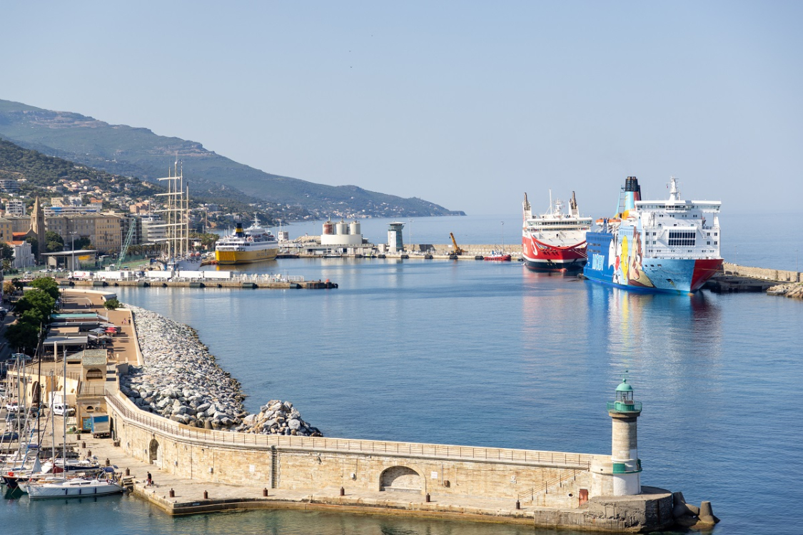 Bastia_Vieuxport_Ferry_ATCMANormandAlessandri1