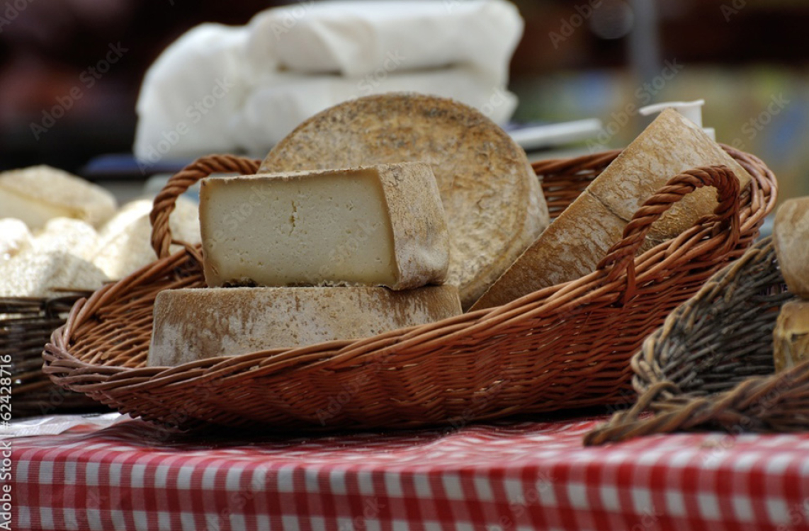 Fromages d’un marché corse ©adobestock