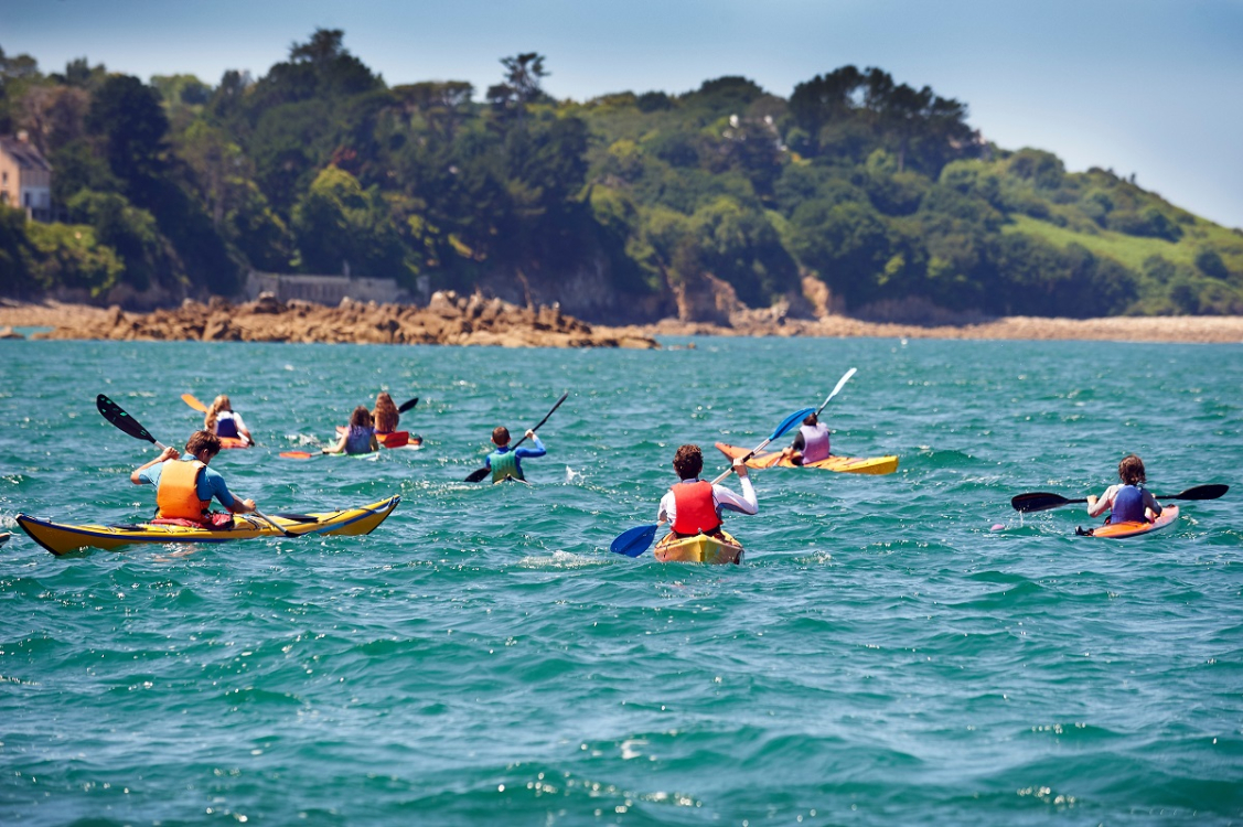Randonnée en kayak le long des côtes corses