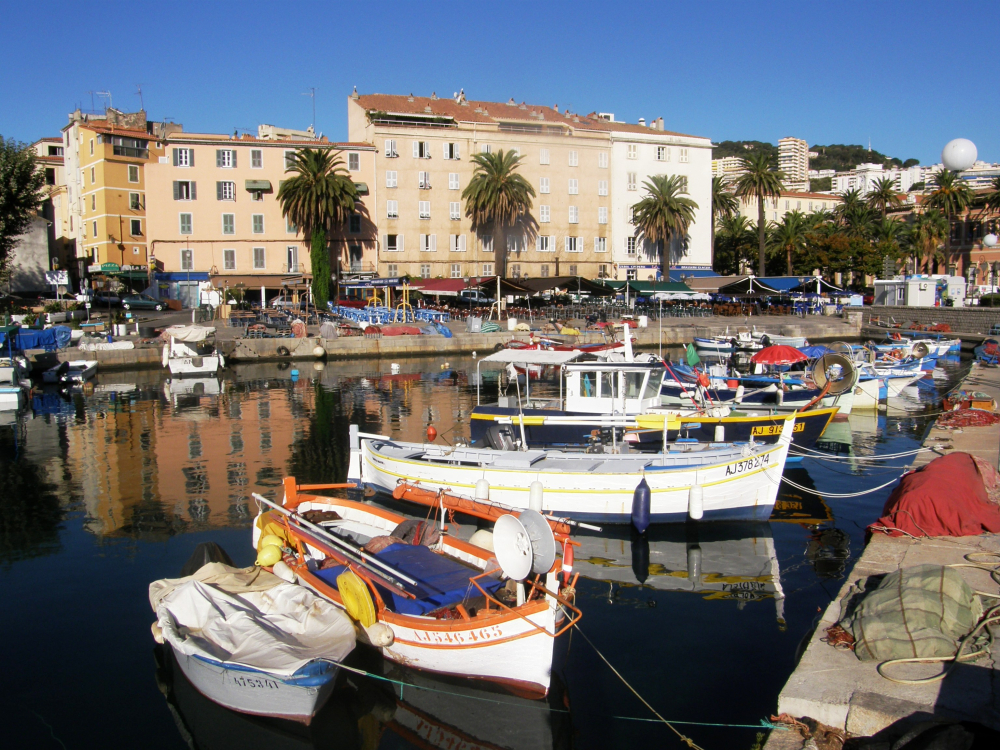 Ajaccio, port Tino Rossi
