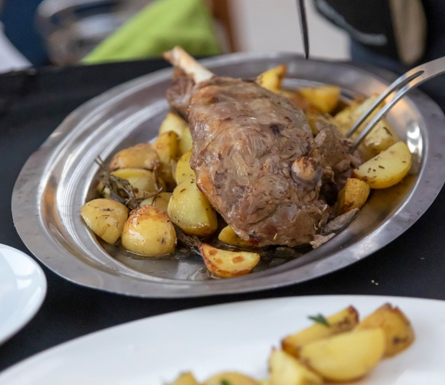 L'agneau de Noël et ses pommes de terre au four ©ATC-S.ALESSANDRI