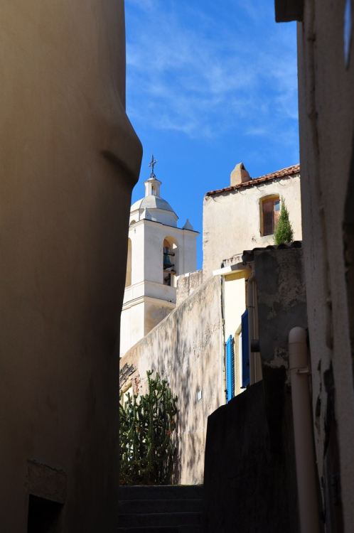 calvi-balagne-citadelle-clocher-vertical©ATC