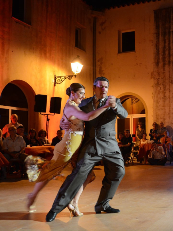 festival-tango-bonifacio-tourisme-corse