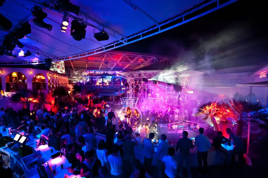 via-notte-soiree-porto-vecchio